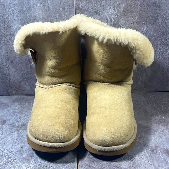 UGG Bailey Button Beige Suede Shearling Boots - Picture 2 of 8